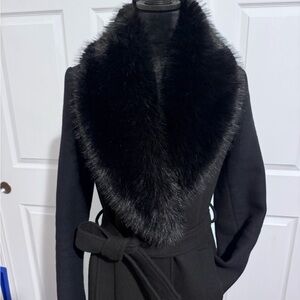 Zara belted Black wool blend Coat with detachable Faux Fur Collar